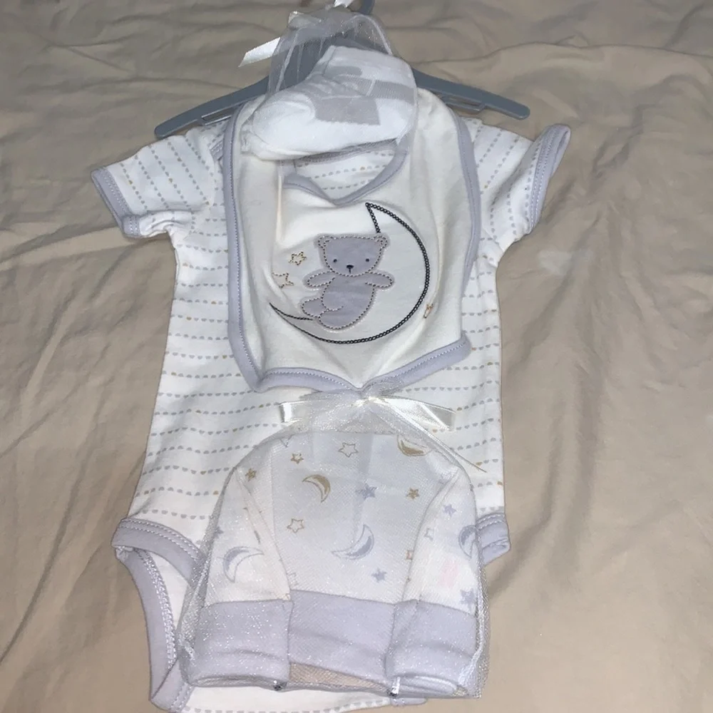 3 to 6 months adorable outfit